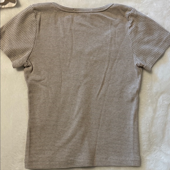 Brandy Melville Beige Striped Ribbed Tee - Picture 4 of 4